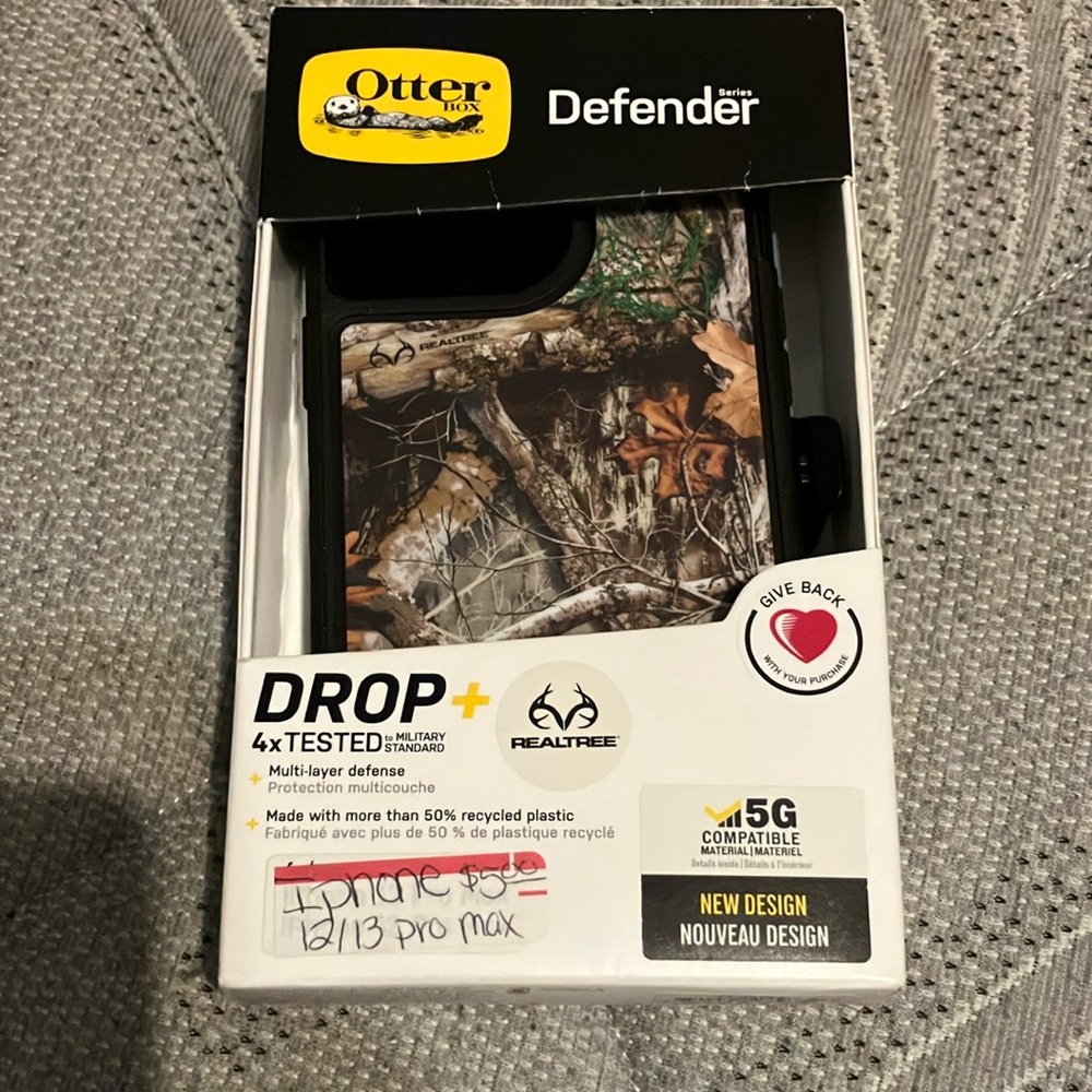 OtterBox Defender Series Realtree Camo Case for iPhone 12/13 Pro Max